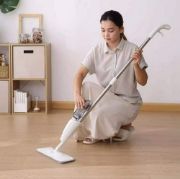 Picture of Microfiber mop with spray