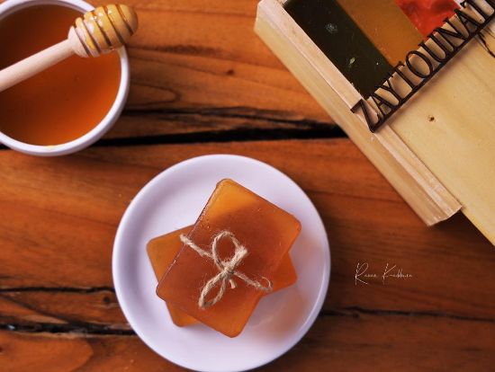 Picture of Zaytounati soap glycerin with honey